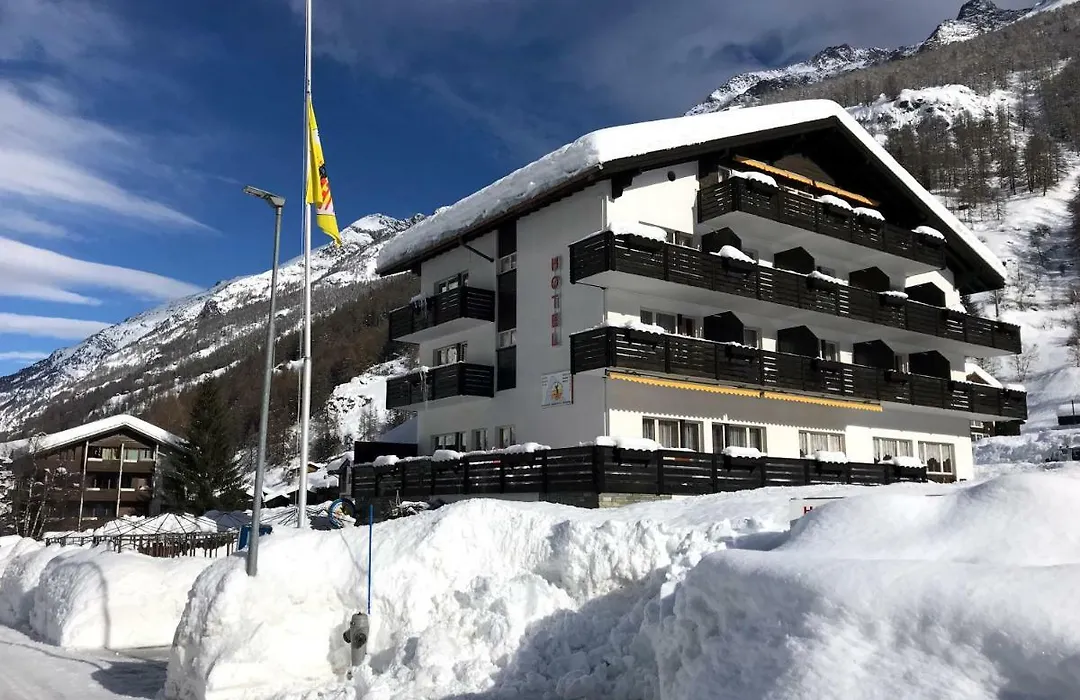 B&B Matterhorn Golf-1